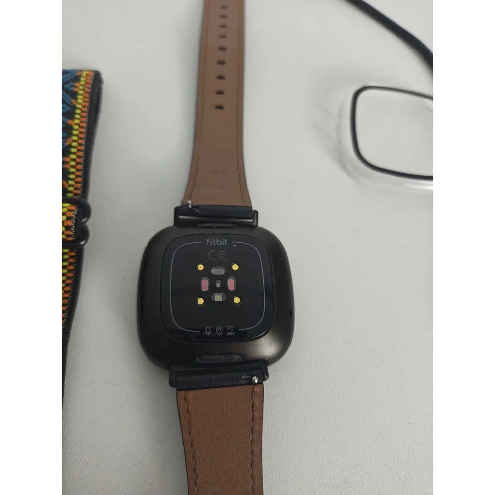 Fitbit Unisex Versa 3 Smartwatch OS Black GPS FB511 Bundle
